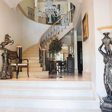 Jstlikehome - Luxury Mansion & Guesthouse Отава Екстериор снимка