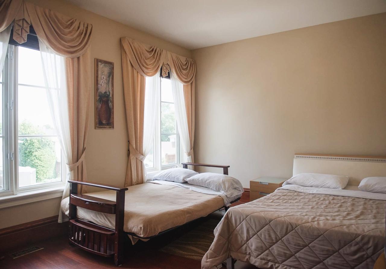 Jstlikehome - Luxury Mansion & Guesthouse Отава Екстериор снимка